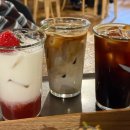 클래식 해례커피 | [내돈내산] 성수동 대형카페 클래식 해례커피 성수 | 두바이 츄로넛 디저트 맛집 후기