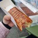 군산 경암동 철길마을 바로 앞! 모짜렐라 치즈와 소시지가 들어있는 [군산철길빵]