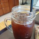 아침에 빵 굽는 마을 이미지