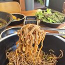 스타벅스 방배카페거리 | 더맛있는족발보쌈 방배카페거리점 보쌈정식 후기