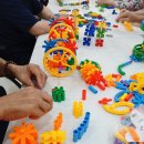 진고마을 | 어르신들을 위한 소근육 발달 및 치매 예방 프로그램! 감동 실버타운의 뇌 자극 활동