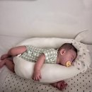 육아 일기 - 176일부터 200일까지 :: 이유식 시작, 원더윅스 혹은 낯가림, 아기 여드름 사경 재발