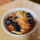 장미꽃빛거리 특화거리 | 전북 군산 먹거리 짬뽕특화거리 빈해원 웨이팅 맛본 후기 (주차장)