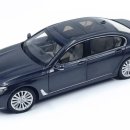 1:18 아이스케일(iscale) BMW 7시리즈 구합니다. 이미지