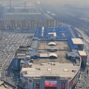 주차만 9만대 가능하다는 중국 대형쇼핑몰 이미지