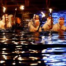 금주의 월드 보도사진: 백악관 대통령 집무실, 파크 산불, 태풍 개미 이미지