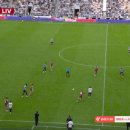 [뉴캐슬 vs 리버풀] 경기 끝낼뻔했던 위사 막아낸 알리송 세이브 ㄷㄷㄷㄷ.gif 이미지