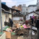 시장 앞 공터 이미지