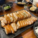 동네커피 앞 횡단보도 이미지