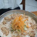 장미칼국수 이미지