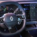 🚗 르노 세닉 E-Tech Electric 드디어 국내 출시! “가성비·공간·효율 모두 잡은 패밀리 전기차 될까?”