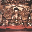 마하사 대웅전 석조석가여래삼존상 이미지