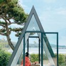 모안펜션 | 용인카페 라운지 모안 삼각텐트와 저수지뷰가 매력적인곳