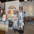 둔촌대로64번길 | 성남 카페 모란역 디저트 맛집, 고양이 소품 가득한 모젤온더테이블 후기