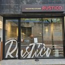 러스티코 우드파이어 키친 이미지