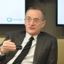 '투자 구루' 하워드 막스의 일침 "美증시는 버블 초기…경계할 때" 이미지