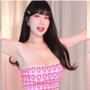 (약후)핑크 하트 크롭탑을 입은 bj누나.gif 이미지