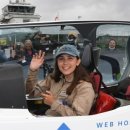 [월드피플+] 19세 여성, 홀로 비행기 타고 최연소 세계일주 비행 도전 이미지