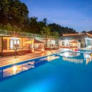 카라반 캠핑장 이미지