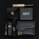 메고들고 - 고창군 중앙로 207-1 | PRADA 프라다 리에디션 2005 리나일론 백 5년 들고 다닌 후기 미니백 비교