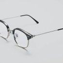 유아이 안경원 이미지