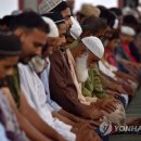 위기와 자극ㆍ이슬람 세계는 ‘십자군 전쟁’ 기민하게 반응ㆍ이슬람 무장 단체의 거점인 시리아는 십자군에 의한 잔인한 살육과 약탈의 장 이미지