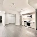 판매 Eglinton/Bayview 1B+D 유닛 585sq 완공 1년된 새콘도 이미지