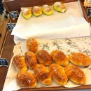 모란역 2번출구 | [성남 빵 맛집] 모란역 카페 오픈런 소금빵 맛집 ‘버터브루’ 후기!🖤