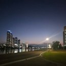 강변 공영주차장 화장실 이미지