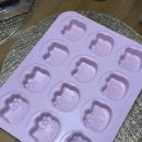홈베이킹 | 헬로키티 마들렌 홈베이킹 후기 (성공도 실패도 아닌,,)