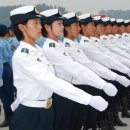 우리 국군의날을 어린애들 장난으로만들어버린 중국 건국60주년 군사퍼레이드... 이미지