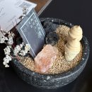 알아이지 | 한남대로 핫플 `어물전 청`한남: 성게알 아이스크림부터 옥수수 솥밥까지, 이색 코스 요리 추천.