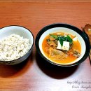 돼지고기듬뿍넣은김치찌개 이미지