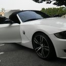 bmw/e85 z4/20만/플립화이트/단순유사고/1580만원/가격조정가능 이미지