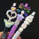 큰고개종합시장 | 동대문종합시장 5층 악세사리 릴리데이지 파라파라 볼펜꾸미기 키캡