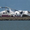 Plane crash at San Francisco airport 이미지