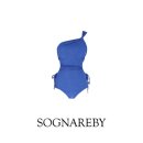 헤어스타일바이아우라 | 푸른 여신, 인스타그램 속 에스파 카리나가 선택한 소냐레바이(SOGNAREBY) 모노키니 수영복 스타일링 🌊✨