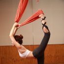 키크는 요가 이미지