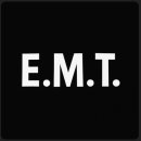 E M