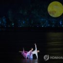 Performance theater 이미지