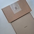 일랑이다 | 그릇이야기 - 무자기 39잎 메인 꽃접시, 일랑스튜디오 비너스 타원 플레이트 구입후기