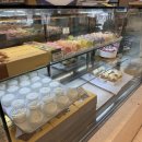 구름빵제과점 | 수원 빵지순례 하얀풍차 제과점 망포 주차 빵 케이크 종류 추천 할인