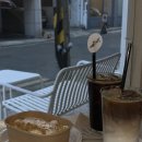 ROEX COFFEE LAP | 어니커피 ernie coffee :: 송리단길 조용한 카페 노트북 사용 개인 작업 잠실역 디저트 맛있는 곳 석촌...