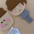 가은요양원 | 마룻바닥에 쌓인 먼지 위에 포근히 밟힌 어느 길고양이의 발자국