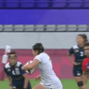 미국 여자 럭비선수 막으러 오는 일본선수.gif 이미지