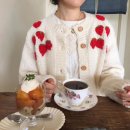 뜨개와 자수 이미지