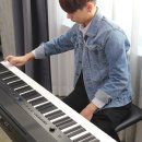 디지털키보드피아노 연주 이미지