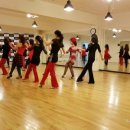 라인댄스 이미지