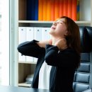 편안한마취통증의학과의원 | 역삼동 통증의학과 “고개만 뒤로 젖혔는데 왜 이렇게 아플까?”