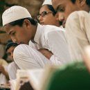 이슬람의 눈으로 본 세계사 | 이슬람의 눈으로 본 세계사: 서구 중심의 역사를 넘어, 새로운 시각으로 바라본 세계